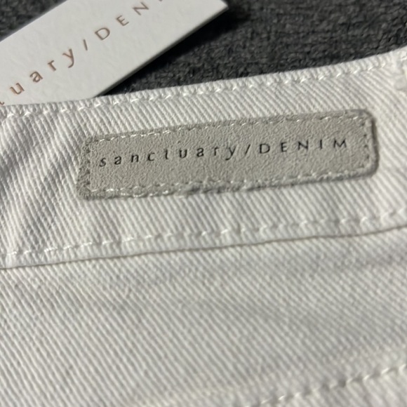 SANCTUARY Sidewalk Distressed Fringe Hem Rigid Denim Shorts - Picture 6 of 9